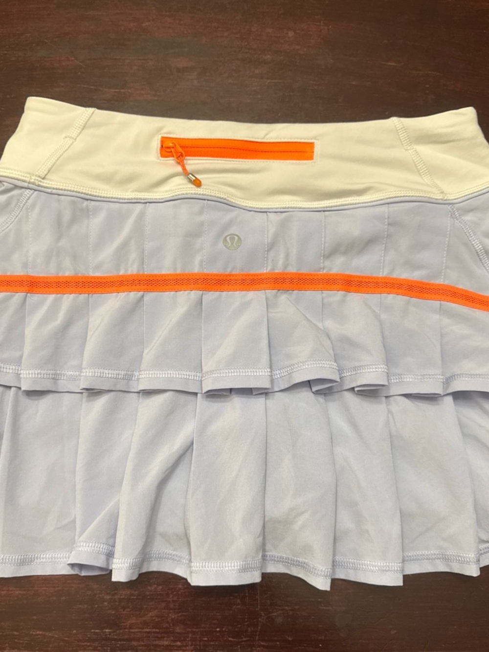 lululemon athletica Light Blue Skort with Cream Waistband - Picture 3 of 5